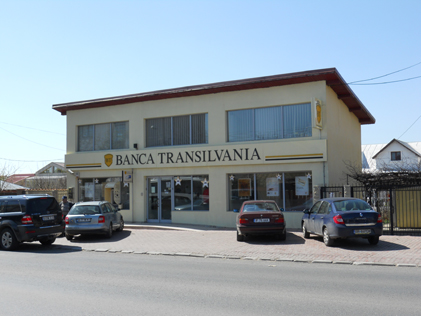 cladire_comert_pipera